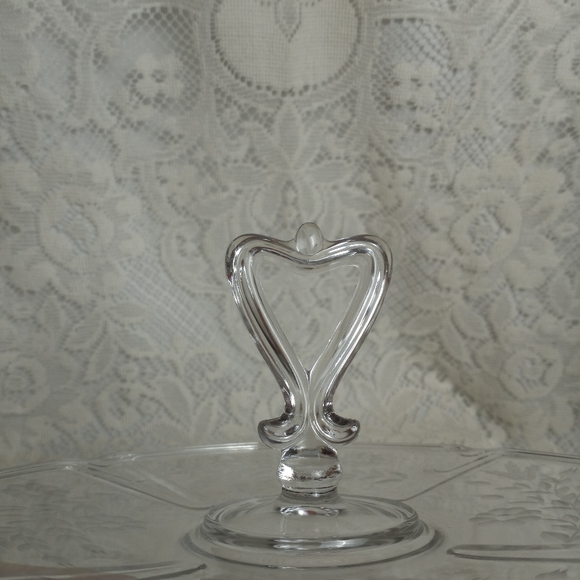 Vintage Crystal Glass Heart Handle Tidbit Serving Tray Platter Etched - Picture 5 of 6